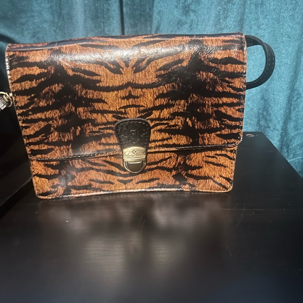 Patricia Nash Wild Elegance Tiger Print Crossbody Bag